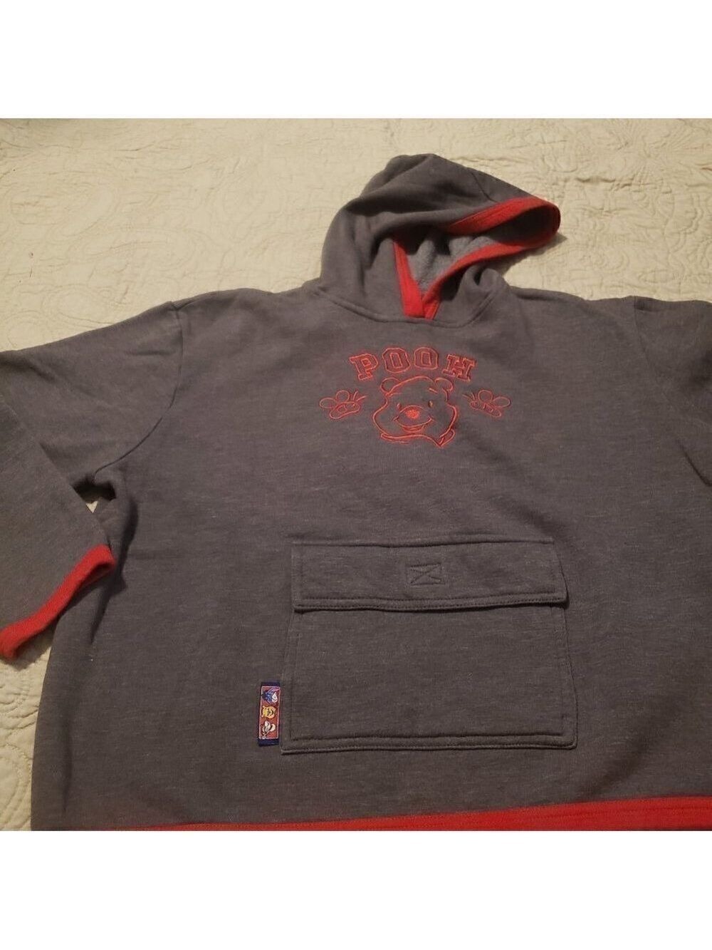 Vintage 90s Pooh/Disney Hooded Sweatshirt - Size L